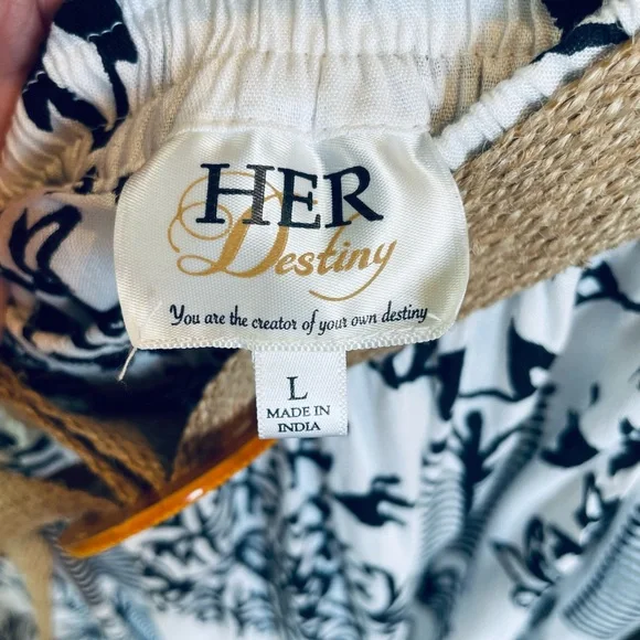 Her Destiny Black & White Printed Maxi Skirt - Picture 3 of 4